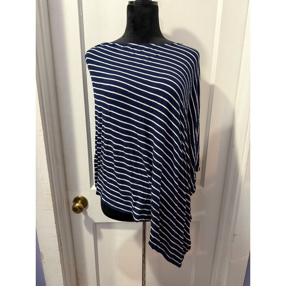 Motherhood Nursing Cover in Navy and White OS